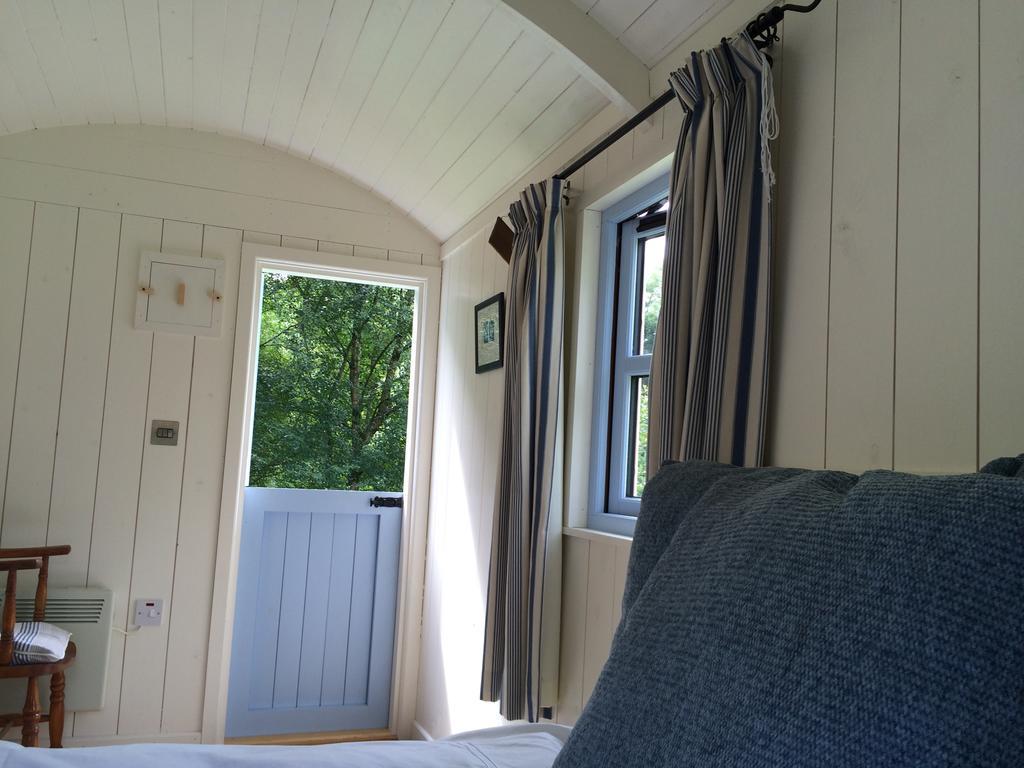 Blackstairs Shepherds Huts *