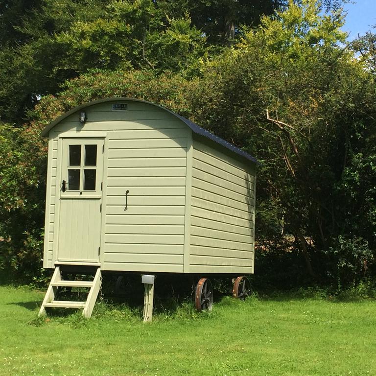 Blackstairs Shepherds Huts Camping *