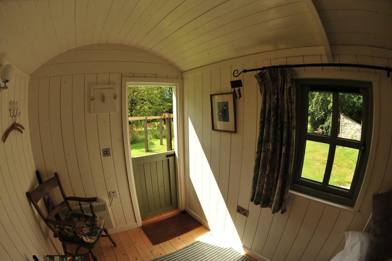 Blackstairs Shepherds Huts Camping Killedmond